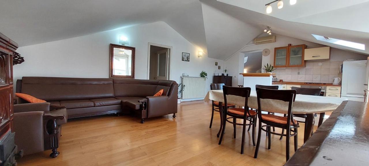 Apartment Sunce Kaštela 外观 照片